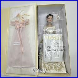 Tonner Signed Tiny Kitty A Capital Affair 2013 UFDC Convention Doll MIB /cb Tonner Signed Tiny Kitty A Capital Affair 2013 UFDC Convention Doll MIB /cb