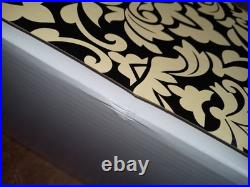 Tonner Simple Little Miette Raven hair signed Doll Original Outfit Stand & Box