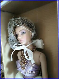 Tonner Sydney Fantasy Masquerade Pure Imagination Wigged Doll Extra Wig Outfit