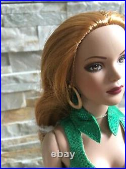 Tonner TYLER 16 vinyl DOLL in the Queen of Atlantis Mera Outfit + Accessories