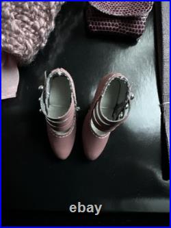 Tonner TYLER 2008 DEVEREAUX SISTERS LA VIE EN ROSE 16 DOLL OUTFIT NRFB NEW LE