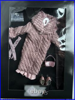 Tonner TYLER 2008 DEVEREAUX SISTERS LA VIE EN ROSE 16 DOLL OUTFIT NRFB NEW LE