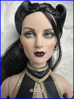 Tonner TYLER AGNES DREARY SISTER DREARY WOLFSBANE 16 DRESSED FASHION DOLL LE150