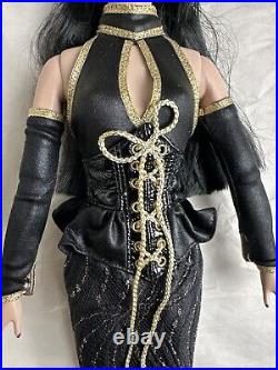 Tonner TYLER AGNES DREARY SISTER DREARY WOLFSBANE 16 DRESSED FASHION DOLL LE150