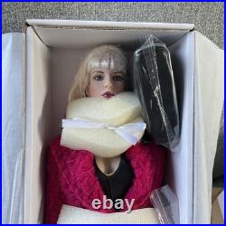 Tonner TYLER DC WONDER WOMAN COLLECTION 2015 DIANA PRINCE 16 FASHION DOLL NRFB Tonner TYLER DC WONDER WOMAN COLLECTION 2015 DIANA PRINCE 16 FASHION DOLL NRFB