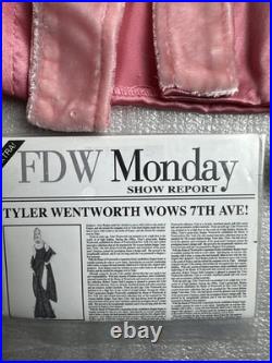 Tonner TYLER WENTWORTH 2000 COLLECTION WAKE UP CALL 16 DOLL COMPLETE OUTFIT LE
