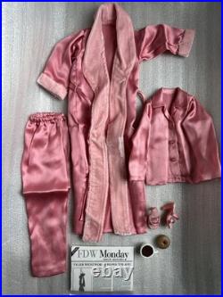 Tonner TYLER WENTWORTH 2000 COLLECTION WAKE UP CALL 16 DOLL COMPLETE OUTFIT LE