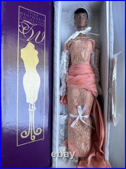 Tonner TYLER WENTWORTH 2000 COVER GIRL ESME 16 DRESSED FASHION DOLL NEW NIB LE Tonner TYLER WENTWORTH 2000 COVER GIRL ESME 16 DRESSED FASHION DOLL NEW NIB LE