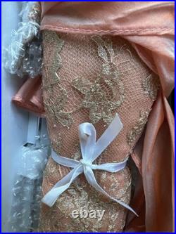 Tonner TYLER WENTWORTH 2000 COVER GIRL ESME 16 DRESSED FASHION DOLL NEW NIB LE Tonner TYLER WENTWORTH 2000 COVER GIRL ESME 16 DRESSED FASHION DOLL NEW NIB LE