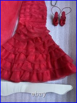Tonner TYLER WENTWORTH 2002 HOLIDAY GALA SYDNEY CHASE 16 FASHION DOLL OUTFIT LE