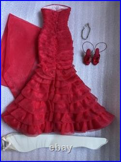 Tonner TYLER WENTWORTH 2002 HOLIDAY GALA SYDNEY CHASE 16 FASHION DOLL OUTFIT LE