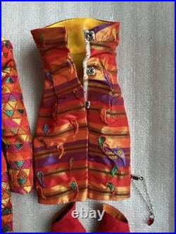 Tonner TYLER WENTWORTH 2004 MODERN MOSAIC 16 DOLL COMPLETE OUTFIT DRESS COAT