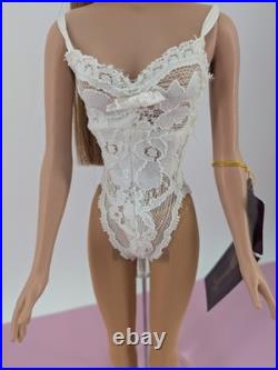 Tonner TYLER WENTWORTH 2004 THEATRE DE LA MODE PURELY PLATINUM 16 DOLL Brunette
