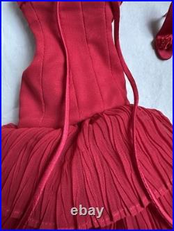 Tonner TYLER WENTWORTH 2005 RHAPSODY IN RED ASHLEIGH 16 FASHION DOLL OUTFIT LE