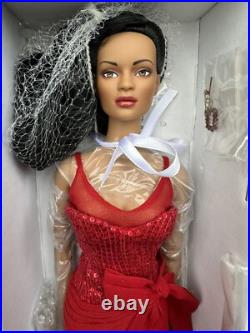 Tonner TYLER WENTWORTH 2006 COLLECTORS UNITED ROYAL RED JAC 16 FASHION DOLL NIB Tonner TYLER WENTWORTH 2006 COLLECTORS UNITED ROYAL RED JAC 16 FASHION DOLL NIB