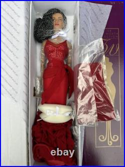 Tonner TYLER WENTWORTH 2006 COLLECTORS UNITED ROYAL RED JAC 16 FASHION DOLL NIB Tonner TYLER WENTWORTH 2006 COLLECTORS UNITED ROYAL RED JAC 16 FASHION DOLL NIB