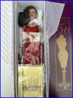Tonner TYLER WENTWORTH 2006 COLLECTORS UNITED ROYAL RED JAC 16 FASHION DOLL NIB Tonner TYLER WENTWORTH 2006 COLLECTORS UNITED ROYAL RED JAC 16 FASHION DOLL NIB