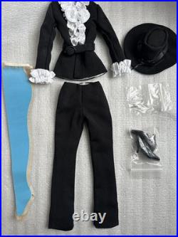Tonner TYLER WENTWORTH 2006 DREAMGIRLS DEENA JONES CAREER WOMAN 16 DOLL OUTFIT