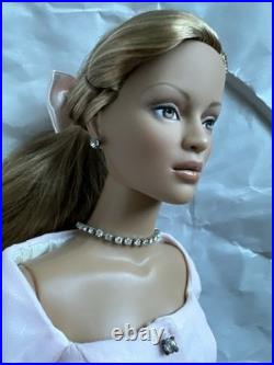 Tonner TYLER WENTWORTH 2006 FEMININE CHARM JAC 16 DRESSED FASHION DOLL LE 1000