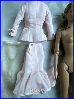 Tonner TYLER WENTWORTH 2006 FEMININE CHARM JAC 16 DRESSED FASHION DOLL LE 1000
