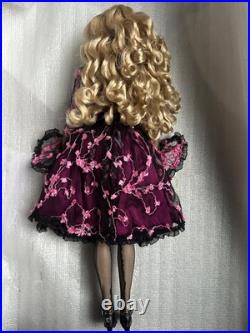 Tonner TYLER WENTWORTH 2006 LONDON FASHION DOLL FESTIVAL 16 WEST END OPENING LE