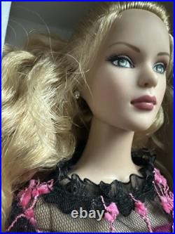 Tonner TYLER WENTWORTH 2006 LONDON FASHION DOLL FESTIVAL 16 WEST END OPENING LE