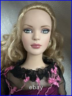 Tonner TYLER WENTWORTH 2006 LONDON FASHION DOLL FESTIVAL 16 WEST END OPENING LE