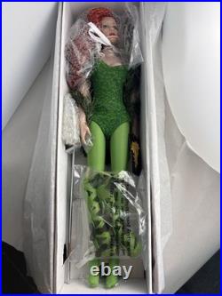 Tonner TYLER WENTWORTH 2007 DC STARS COLLECTION POISON IVY 16 Fashion Doll +Box