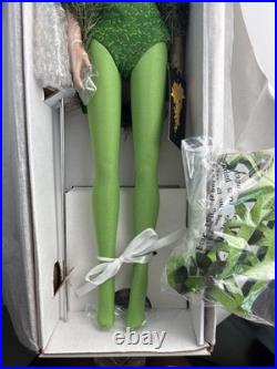 Tonner TYLER WENTWORTH 2007 DC STARS COLLECTION POISON IVY 16 Fashion Doll +Box Tonner TYLER WENTWORTH 2007 DC STARS COLLECTION POISON IVY 16 Fashion Doll +Box