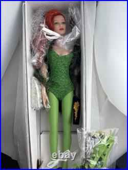 Tonner TYLER WENTWORTH 2007 DC STARS COLLECTION POISON IVY 16 Fashion Doll +Box Tonner TYLER WENTWORTH 2007 DC STARS COLLECTION POISON IVY 16 Fashion Doll +Box