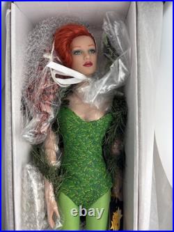 Tonner TYLER WENTWORTH 2007 DC STARS COLLECTION POISON IVY 16 Fashion Doll +Box