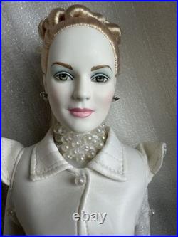 Tonner TYLER WENTWORTH 2007 MOONGLOW LUNA 16 DRESSED Fashion Doll BW Body LE100 Tonner TYLER WENTWORTH 2007 MOONGLOW LUNA 16 DRESSED Fashion Doll BW Body LE100