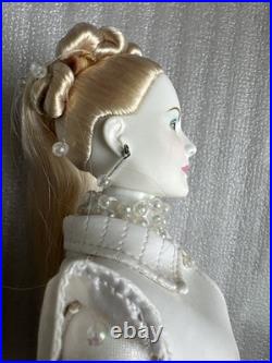 Tonner TYLER WENTWORTH 2007 MOONGLOW LUNA 16 DRESSED Fashion Doll BW Body LE100 Tonner TYLER WENTWORTH 2007 MOONGLOW LUNA 16 DRESSED Fashion Doll BW Body LE100