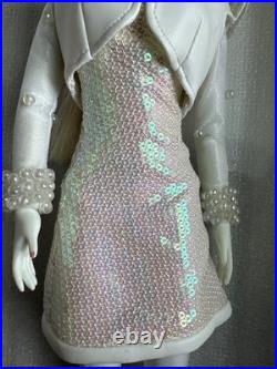 Tonner TYLER WENTWORTH 2007 MOONGLOW LUNA 16 DRESSED Fashion Doll BW Body LE100 Tonner TYLER WENTWORTH 2007 MOONGLOW LUNA 16 DRESSED Fashion Doll BW Body LE100