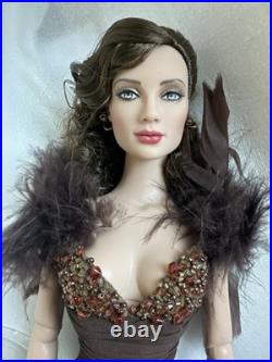 Tonner TYLER WENTWORTH 2008 ANGELINA EN CHOCOLAT 16 DRESSED FASHION DOLL LE 500