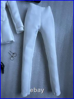 Tonner TYLER WENTWORTH 2009 GET SMART AGENT 99 16 Fashion DOLL WHITE OUTFIT