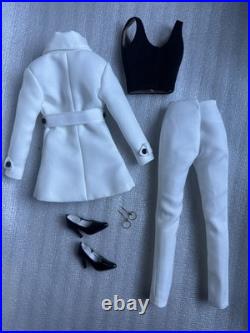 Tonner TYLER WENTWORTH 2009 GET SMART AGENT 99 16 Fashion DOLL WHITE OUTFIT