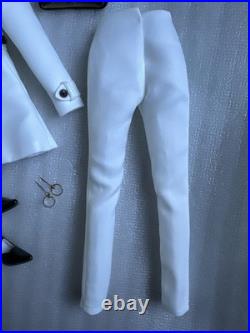 Tonner TYLER WENTWORTH 2009 GET SMART AGENT 99 16 Fashion DOLL WHITE OUTFIT
