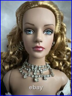 Tonner TYLER Wentworth 2005 IMPERIALE SYDNEY CHASE 16 DRESSED Doll LE 500