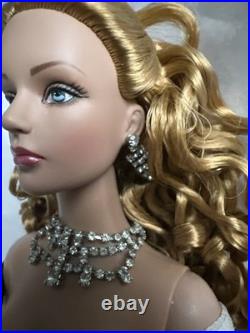 Tonner TYLER Wentworth 2005 IMPERIALE SYDNEY CHASE 16 DRESSED Doll LE 500