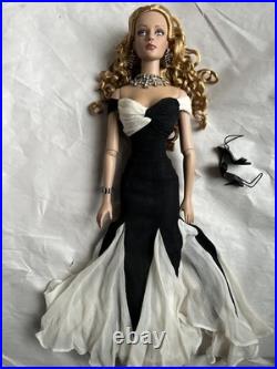 Tonner TYLER Wentworth 2005 IMPERIALE SYDNEY CHASE 16 DRESSED Doll LE 500