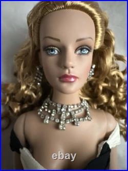 Tonner TYLER Wentworth 2005 IMPERIALE SYDNEY CHASE 16 DRESSED Doll LE 500