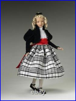 Tonner Tea With the Queen NRFB Outfit from Alice in Wonderland Collection HTF