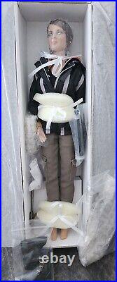 Tonner The Hunger Games Katniss Everdeen 16 Fashion Doll New Complete Nib