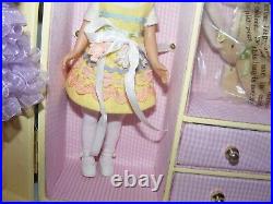 Tonner Tiny Betsy McCall EASTER Trunk Set 2004 in shipper