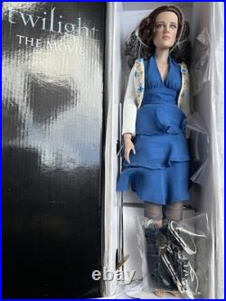 Tonner Twilight Movie BELLA SWAN TURN ME 15 Prom Outfit Amazon Exclusive Doll
