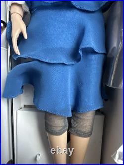 Tonner Twilight Movie BELLA SWAN TURN ME 15 Prom Outfit Amazon Exclusive Doll