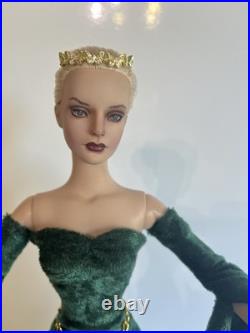 Tonner Tyler 14-Piece Outfit Bundle for 16 Fashion Dolls Includes Tonner Brand