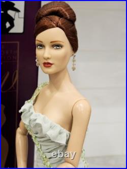 Tonner Tyler 16 METRODOLLS 2007 PARISIAN PREMIERE SHAUNA 16 FASHION DOLL NRFB Tonner Tyler 16 METRODOLLS 2007 PARISIAN PREMIERE SHAUNA 16 FASHION DOLL NRFB