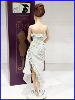 Tonner Tyler 16 METRODOLLS 2007 PARISIAN PREMIERE SHAUNA 16 FASHION DOLL NRFB Tonner Tyler 16 METRODOLLS 2007 PARISIAN PREMIERE SHAUNA 16 FASHION DOLL NRFB